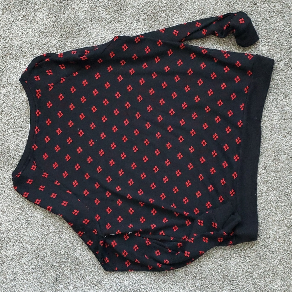 {Freeze} Gnome Christmas Sweater - Picture 4 of 4